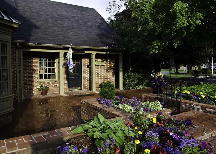 Hillwinds Inn - Blowing Rock